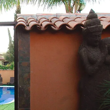 Jardin De Buda 빌라 아로나